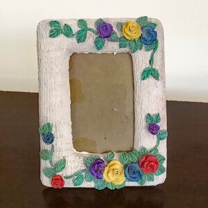 Ecru Resin 2 x 3" Photo Frame with 3D Carved Roses - Portrait or Landscape